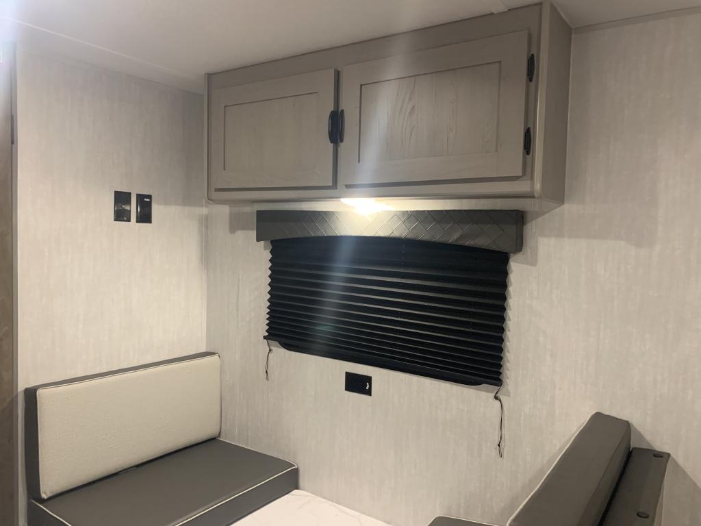 2025 COACHMEN 17FQ - Image 20