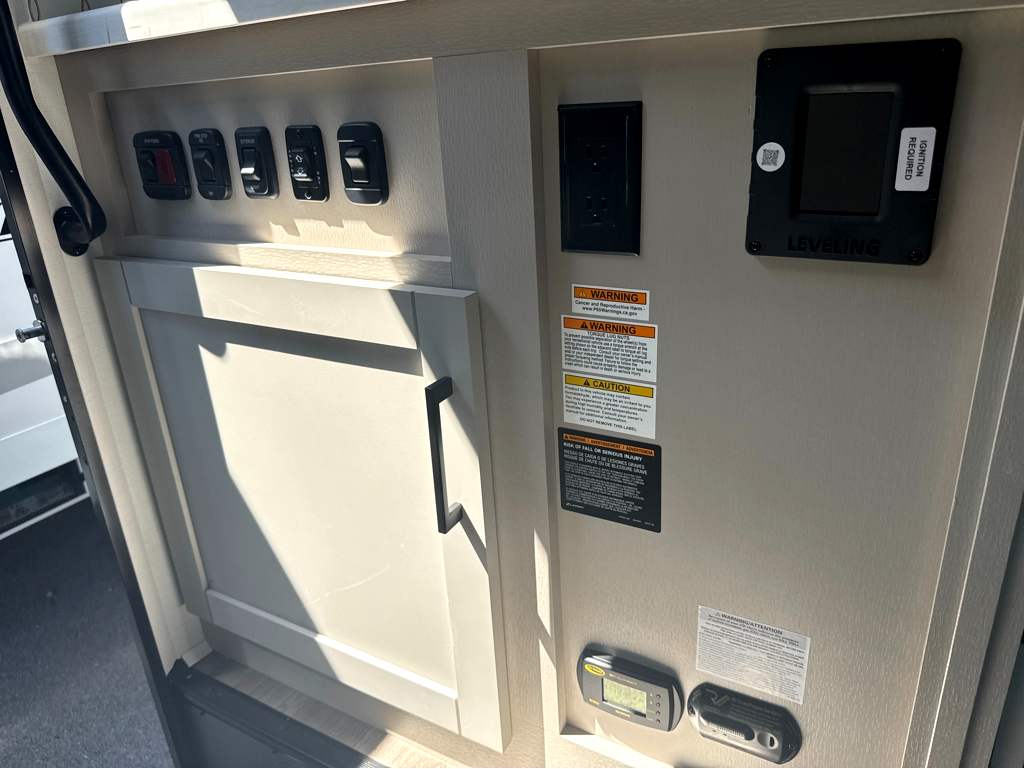 2027 ENTEGRA COACH ODYSSEY 30Z - Image 10