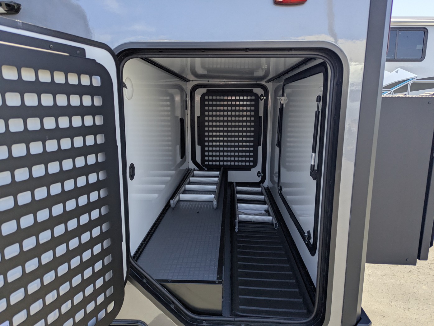 2026 Winnebago EKKO Sprinter 23B -Pop-Top AWD - ATH Edition - Image 14