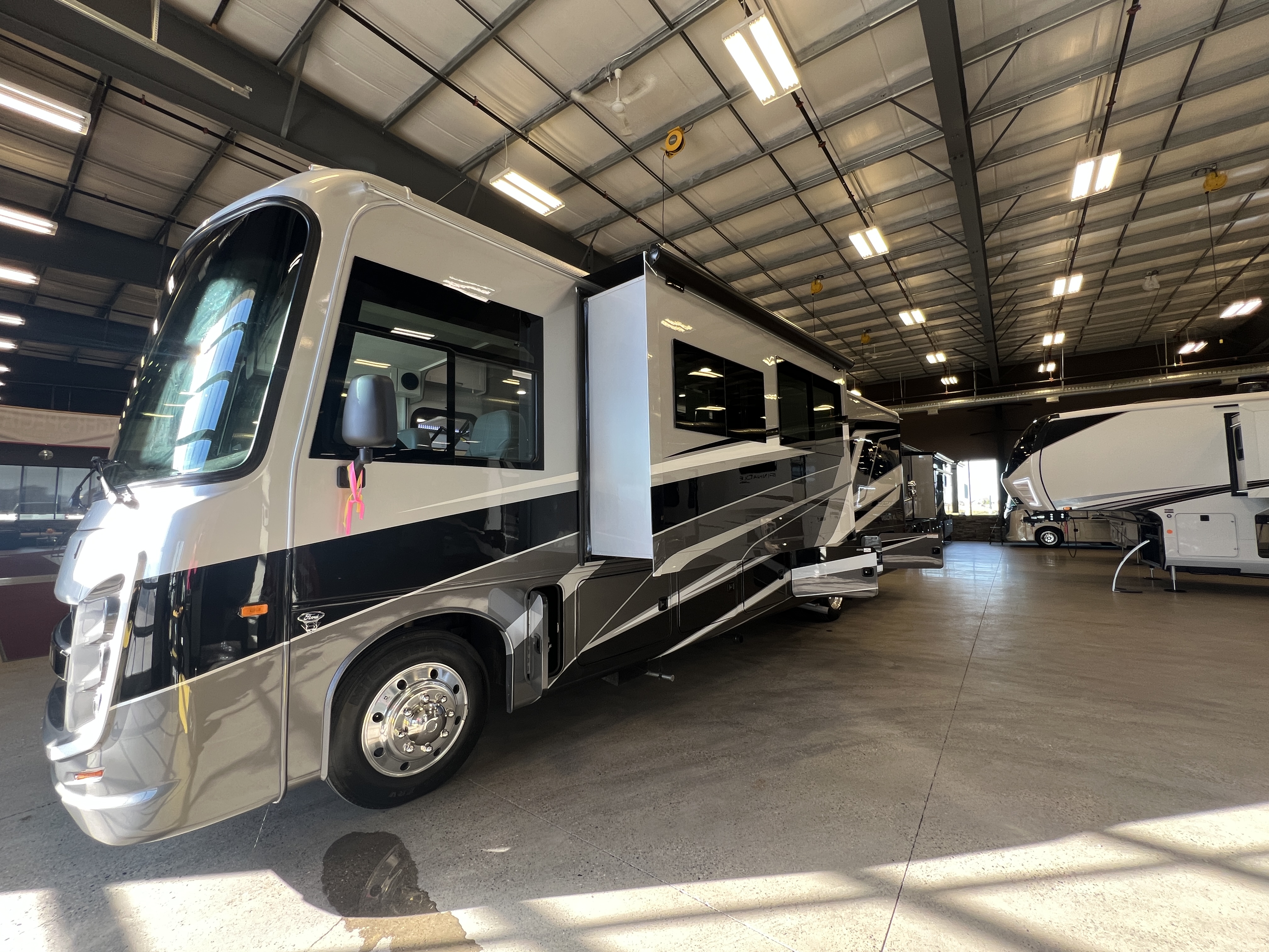 2027 Entegra Coach Vision XL 34G - Image 5