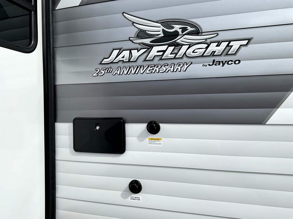 2027 JAYCO Jay Flight 261BHS - Image 35
