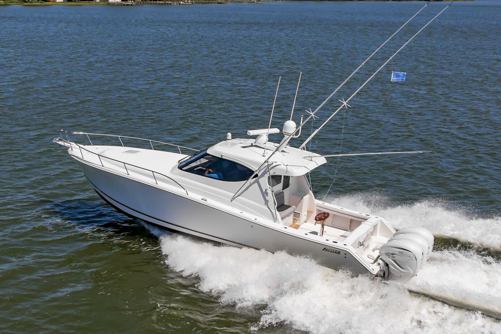 2014 Jupiter 41 Sport Bridge - Image 7