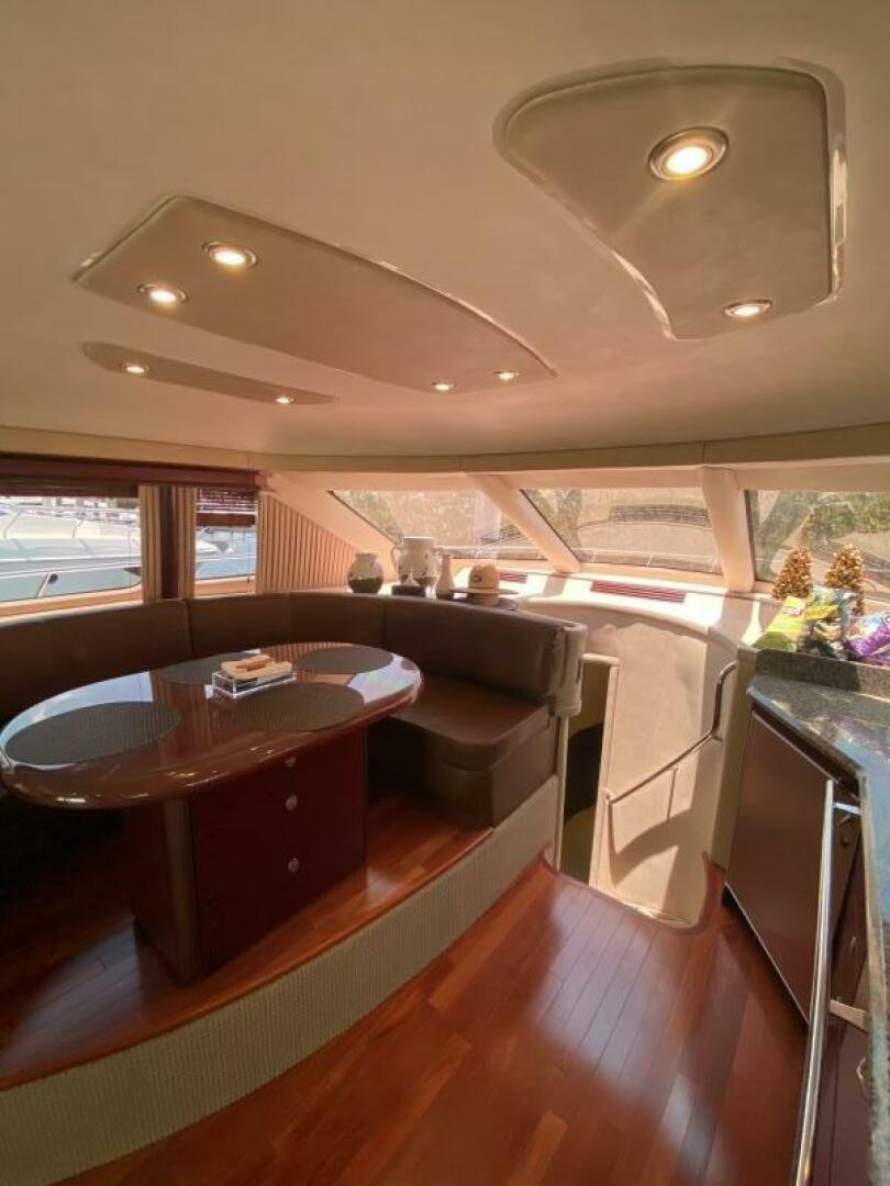 2006 Sea Ray 58 Sedan Bridge - Image 30