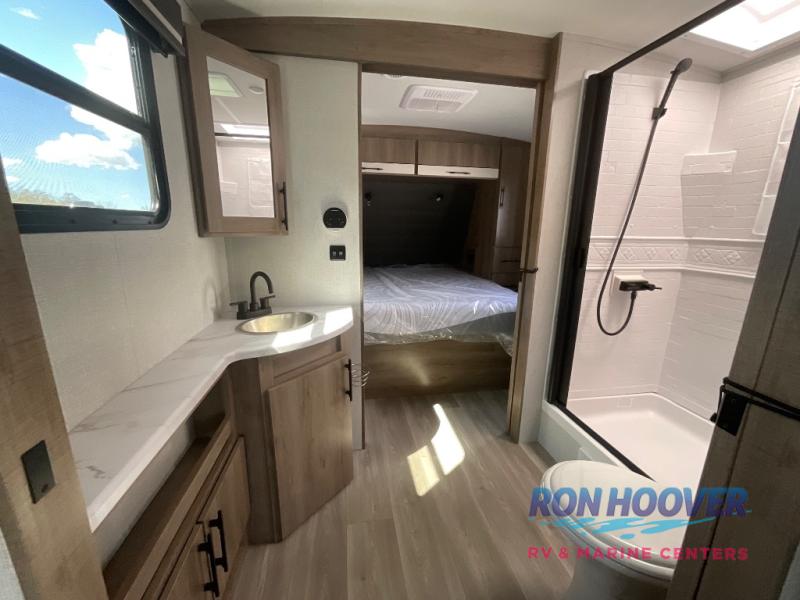 2025 GRAND DESIGN 2500RL - Image 28