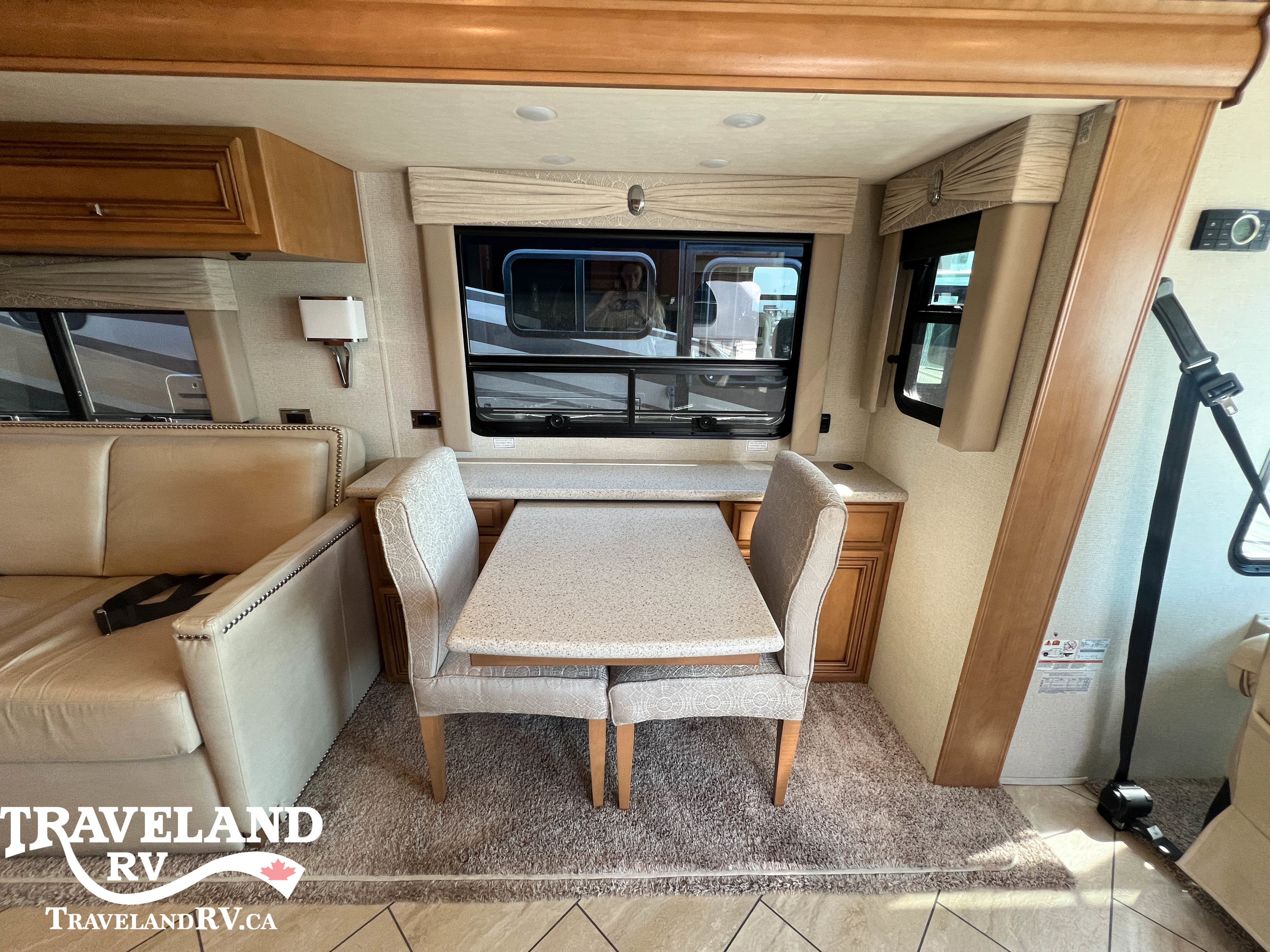 2018 Newmar Bay Star 3401 - Image 12
