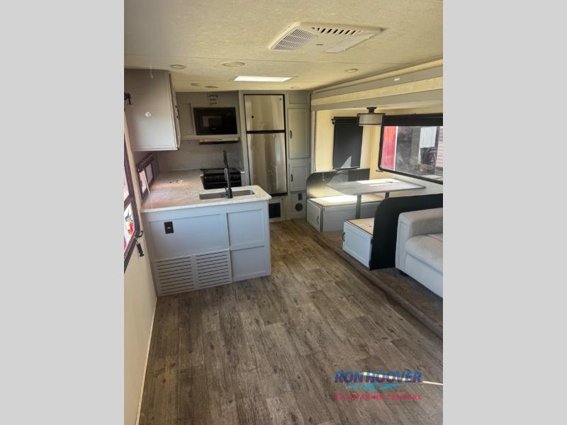 2021 FOREST RIVER VIBE 27RK - Image 19