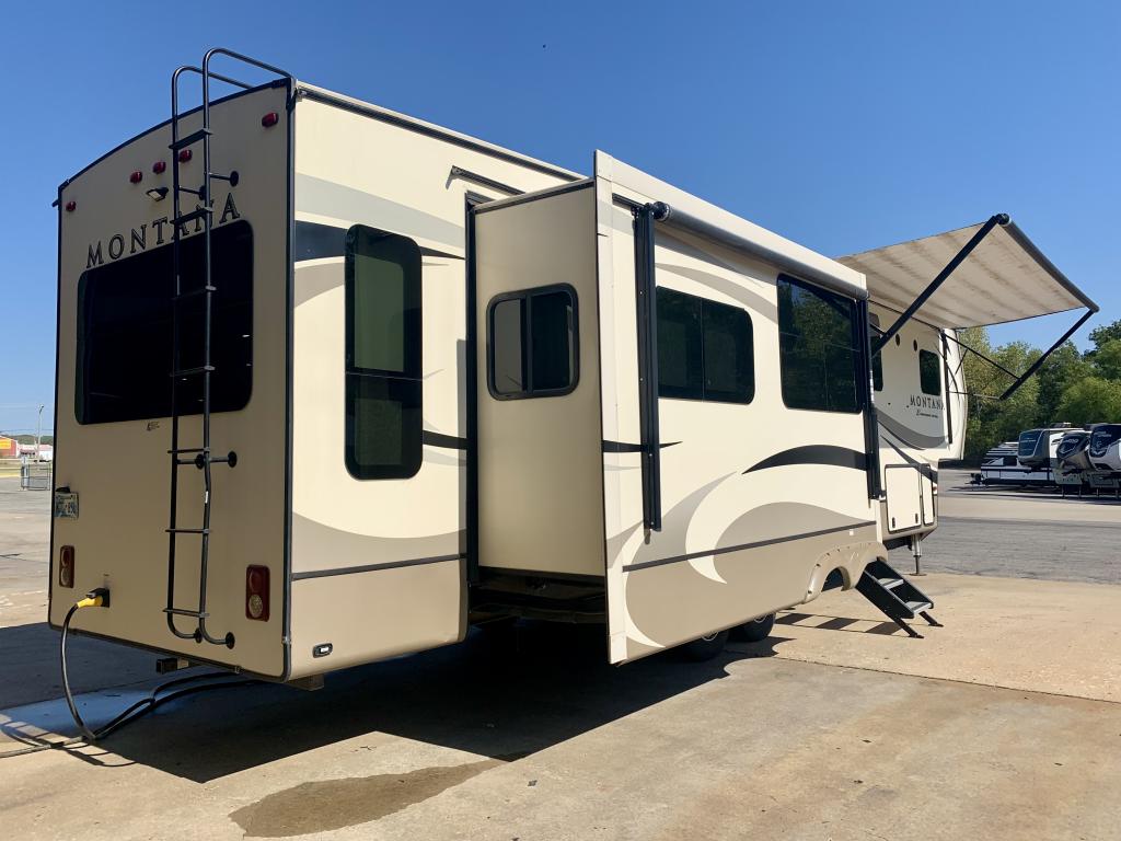 2019 Keystone Montana 3811MS - Image 4