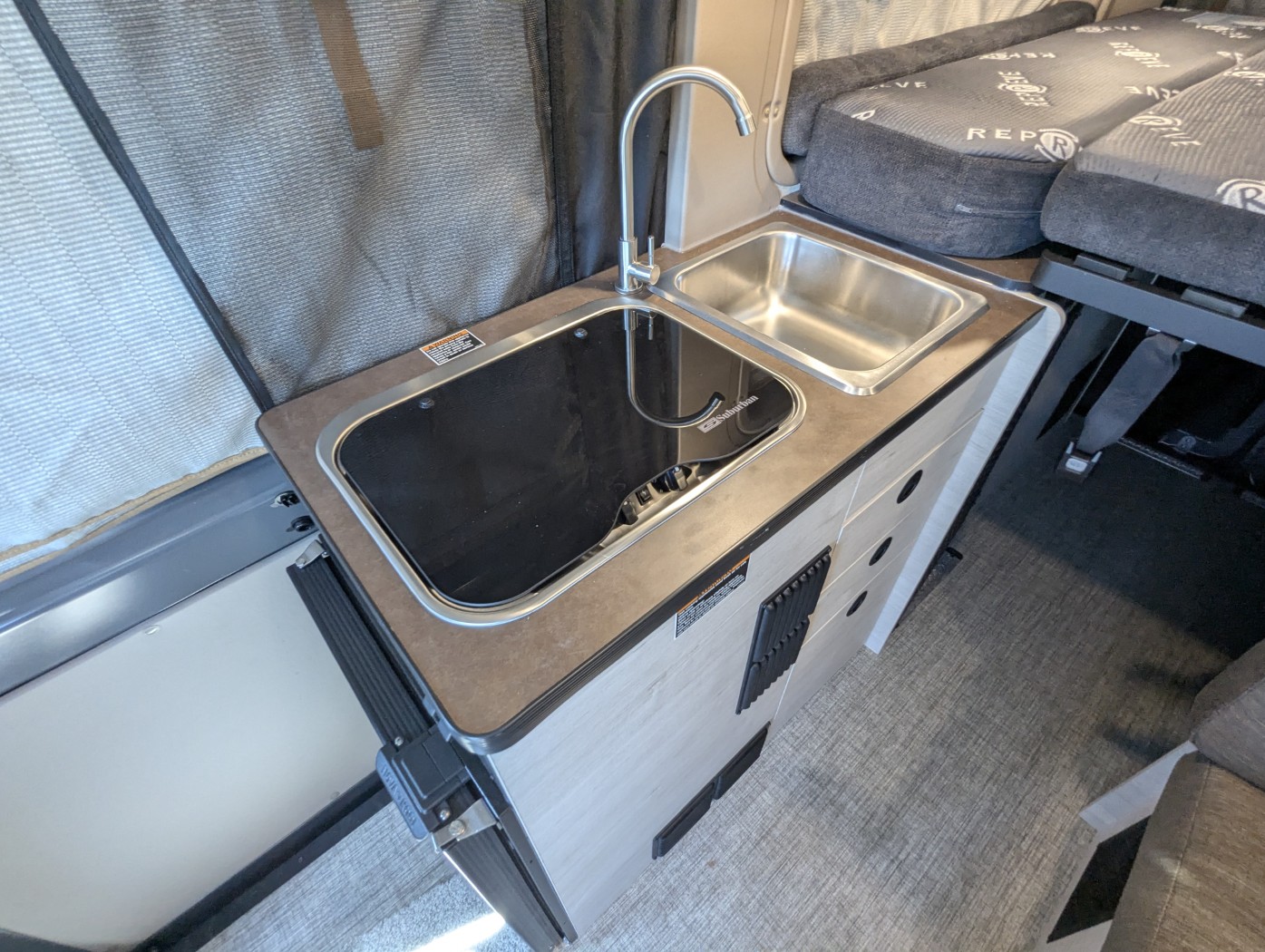 2027 Winnebago Solis Pocket 36A - Image 19