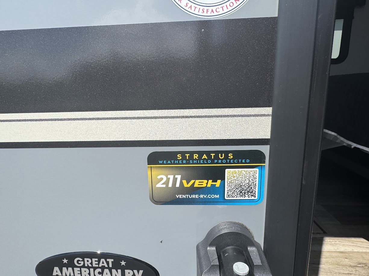 2026 VENTURE RV STRATUS 211VBH - Image 10