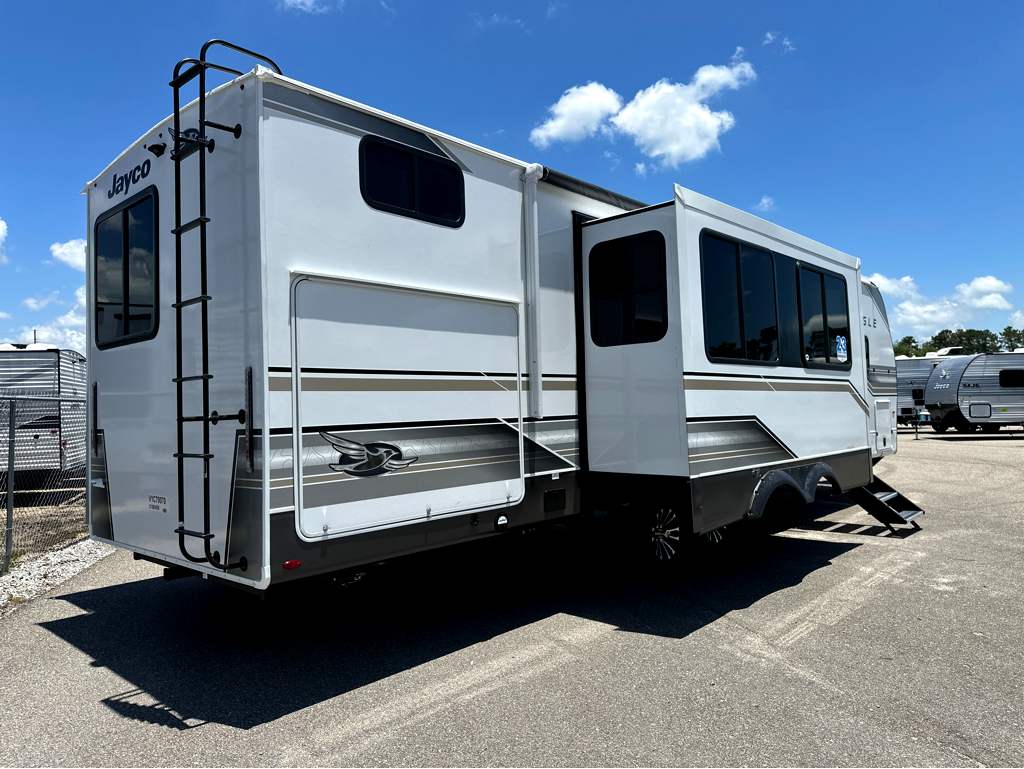 2027 JAYCO EAGLE 312BHOK - Image 4