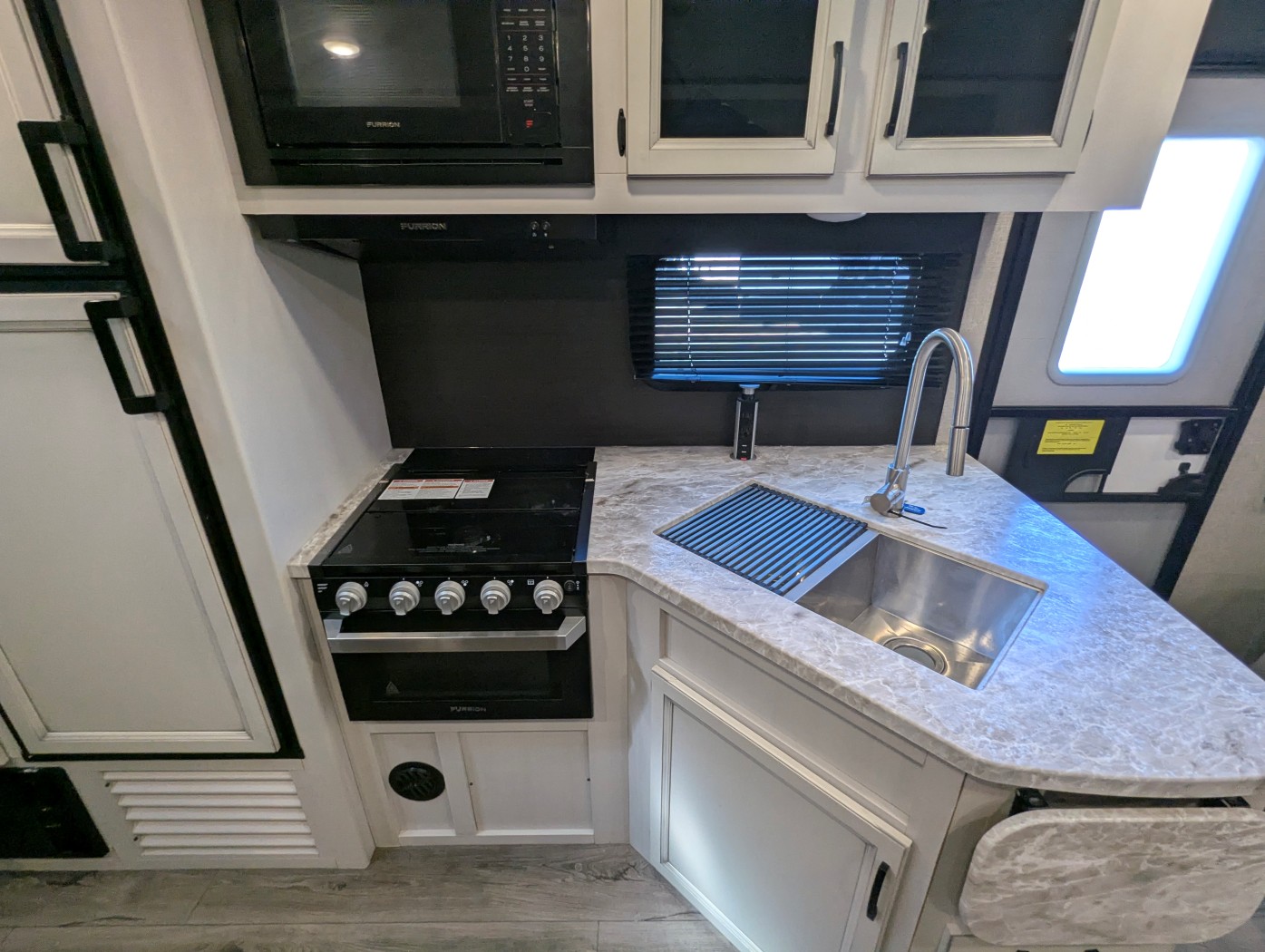 2021 JAYCO WHITEHAWK 28RL - Image 26