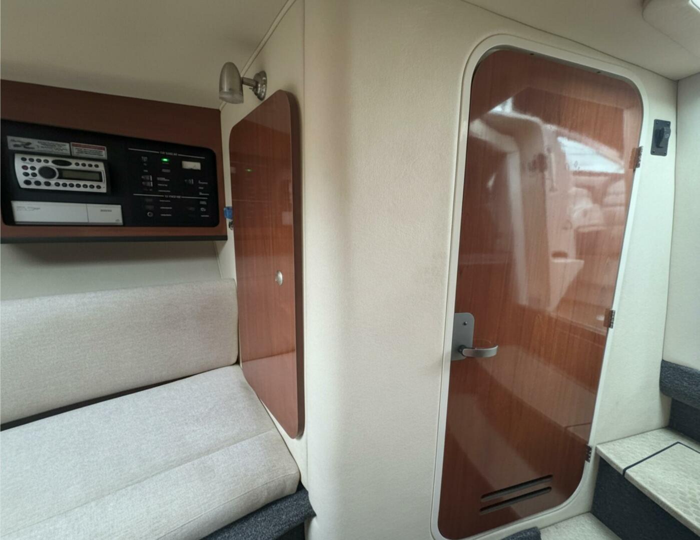 2007 Sea Ray 29SLX with cuddy cabin - Image 25