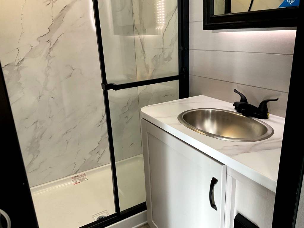 2026 JAYCO SEISMIC 395 - Image 26