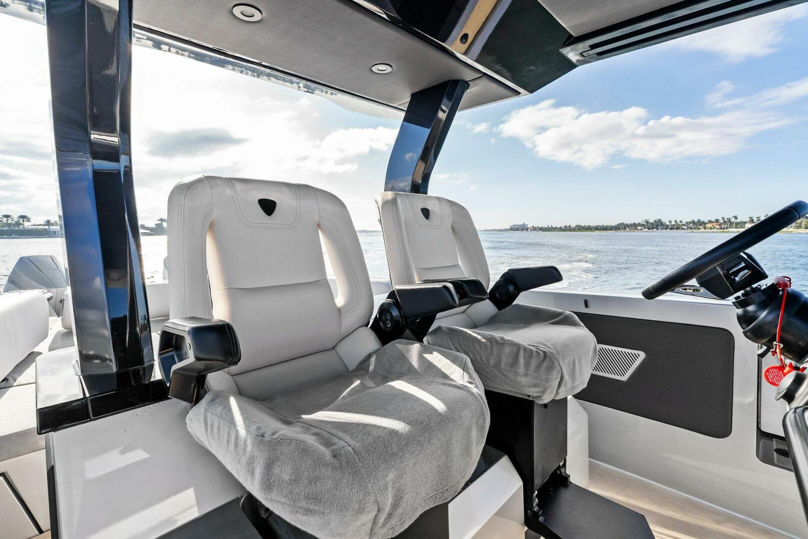 2025 Wajer Center Console - Image 14