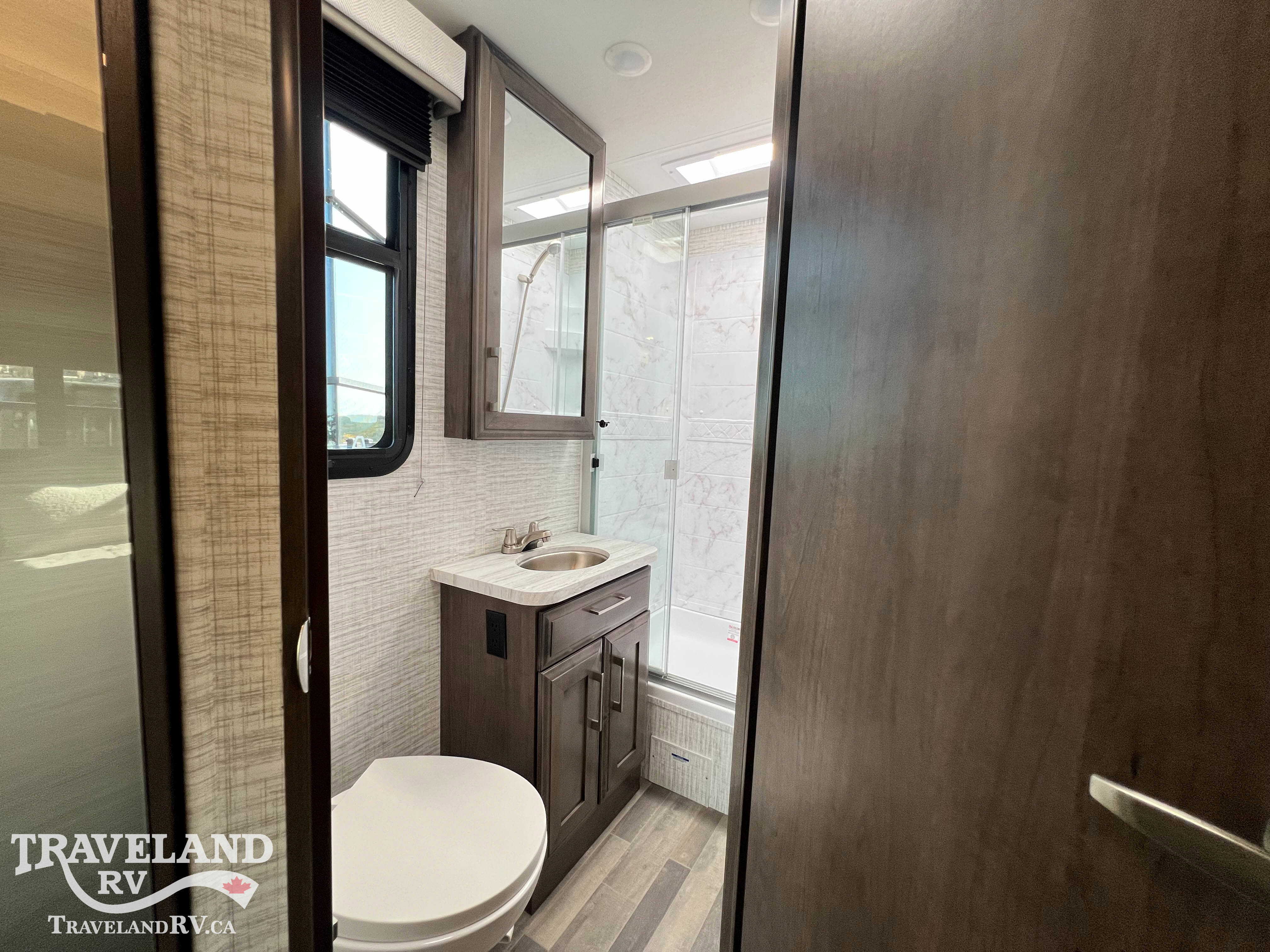 2025 Entegra Coach Odyssey 24B - Image 30