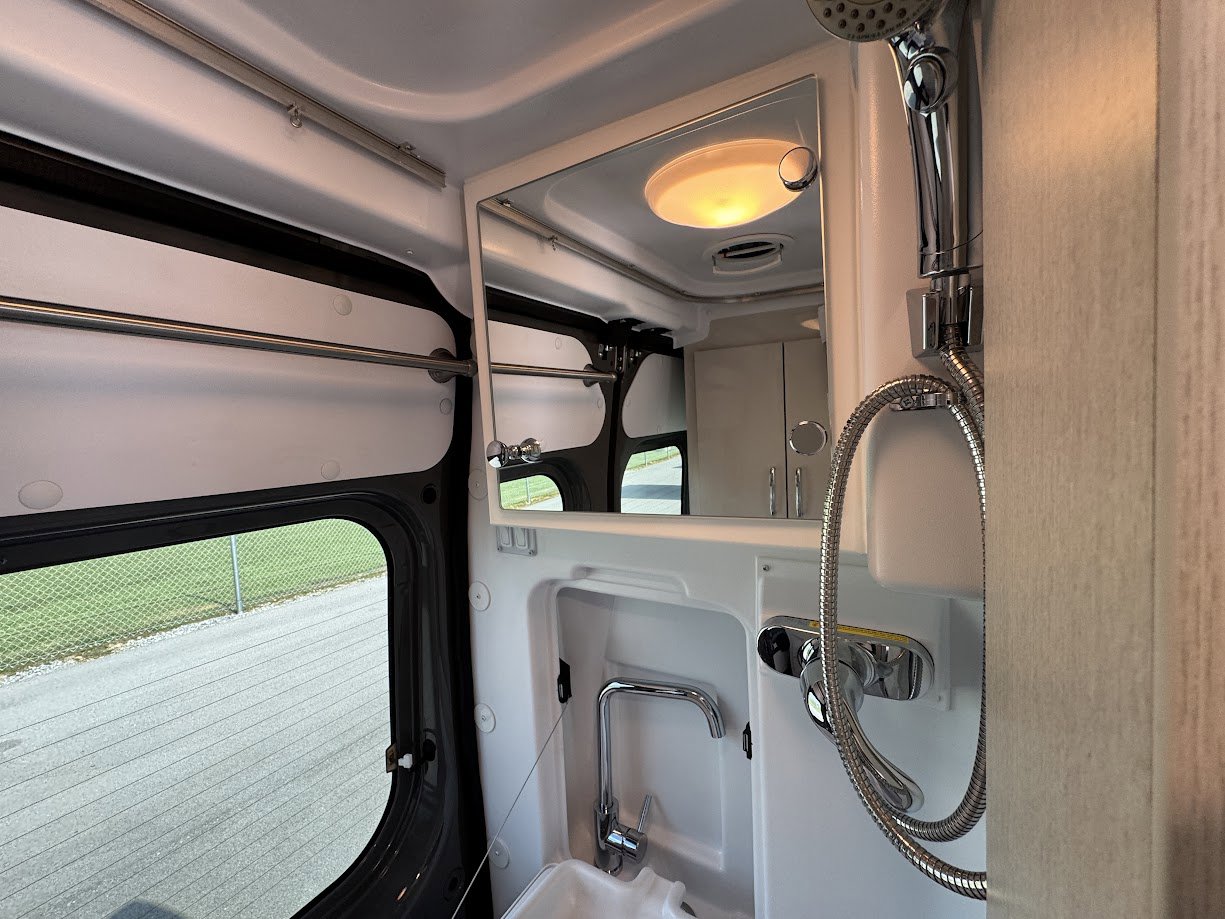 2026 THOR MOTOR COACH RIZE 18M - Image 31