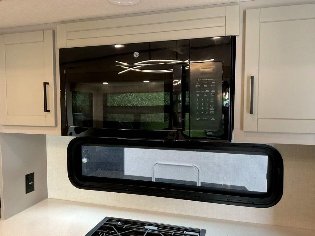 2027 KZ RIDGEWAY 31 RL - Image 18