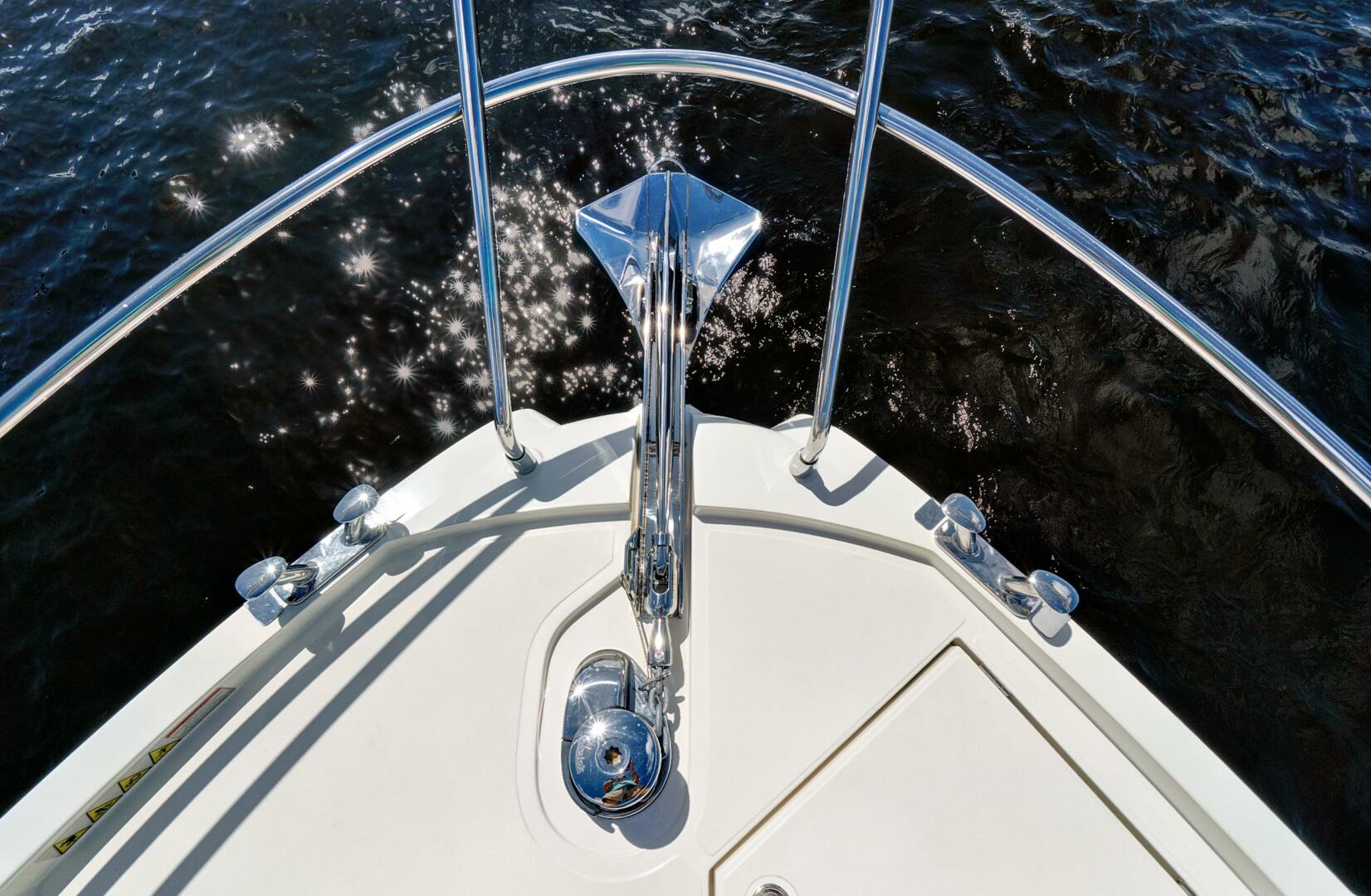 2025 Absolute 52 Fly - Image 31