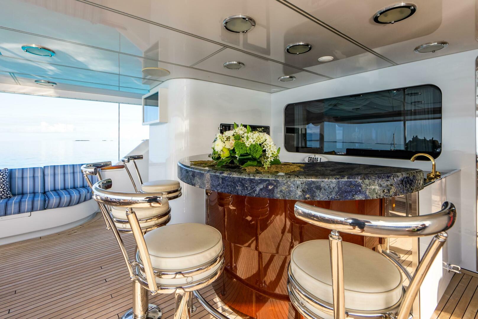 1995 Christensen Tri-deck Motoryacht - Image 5