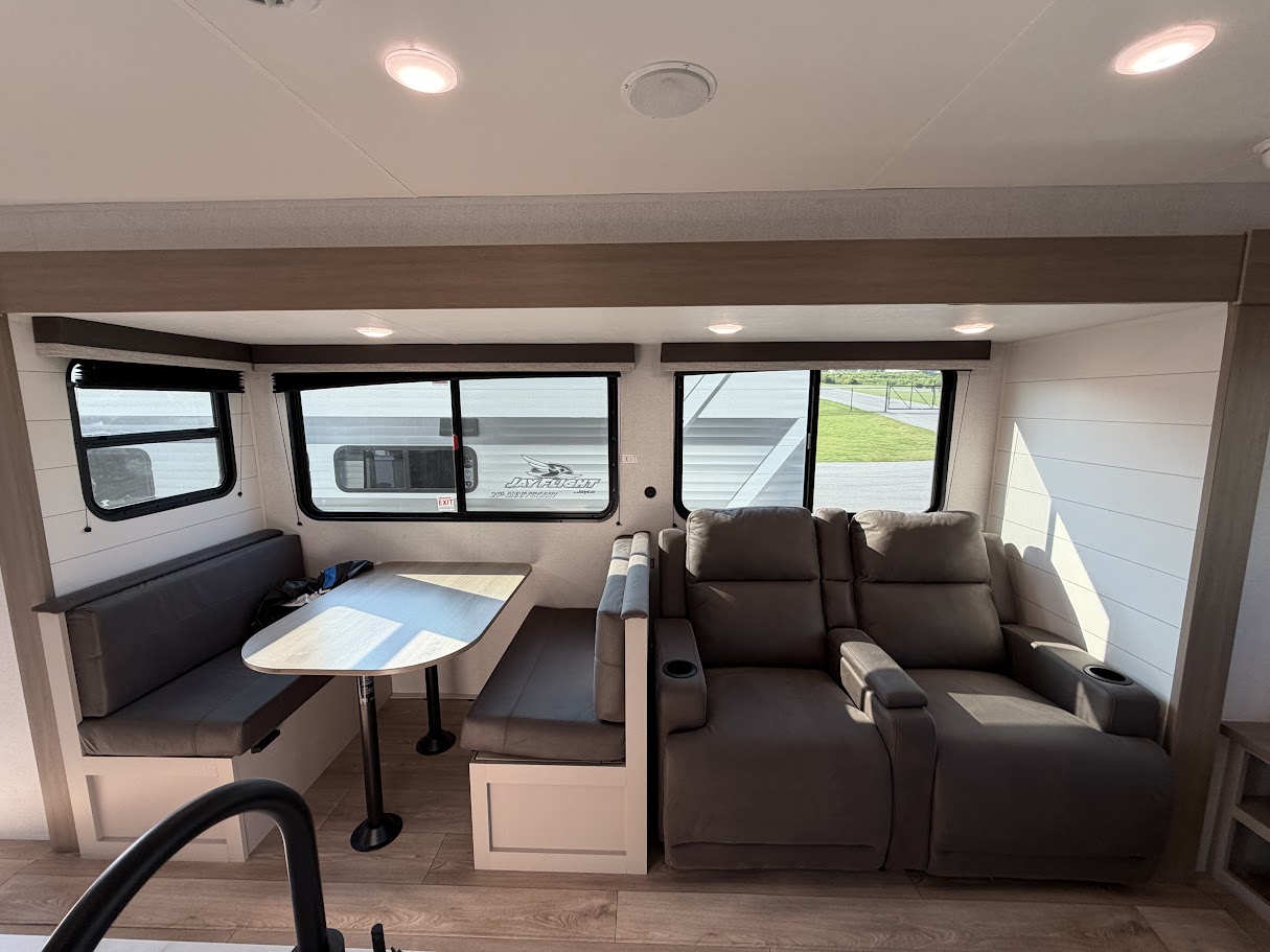 2027 JAYCO JAY FLIGHT 290RLS - Image 9