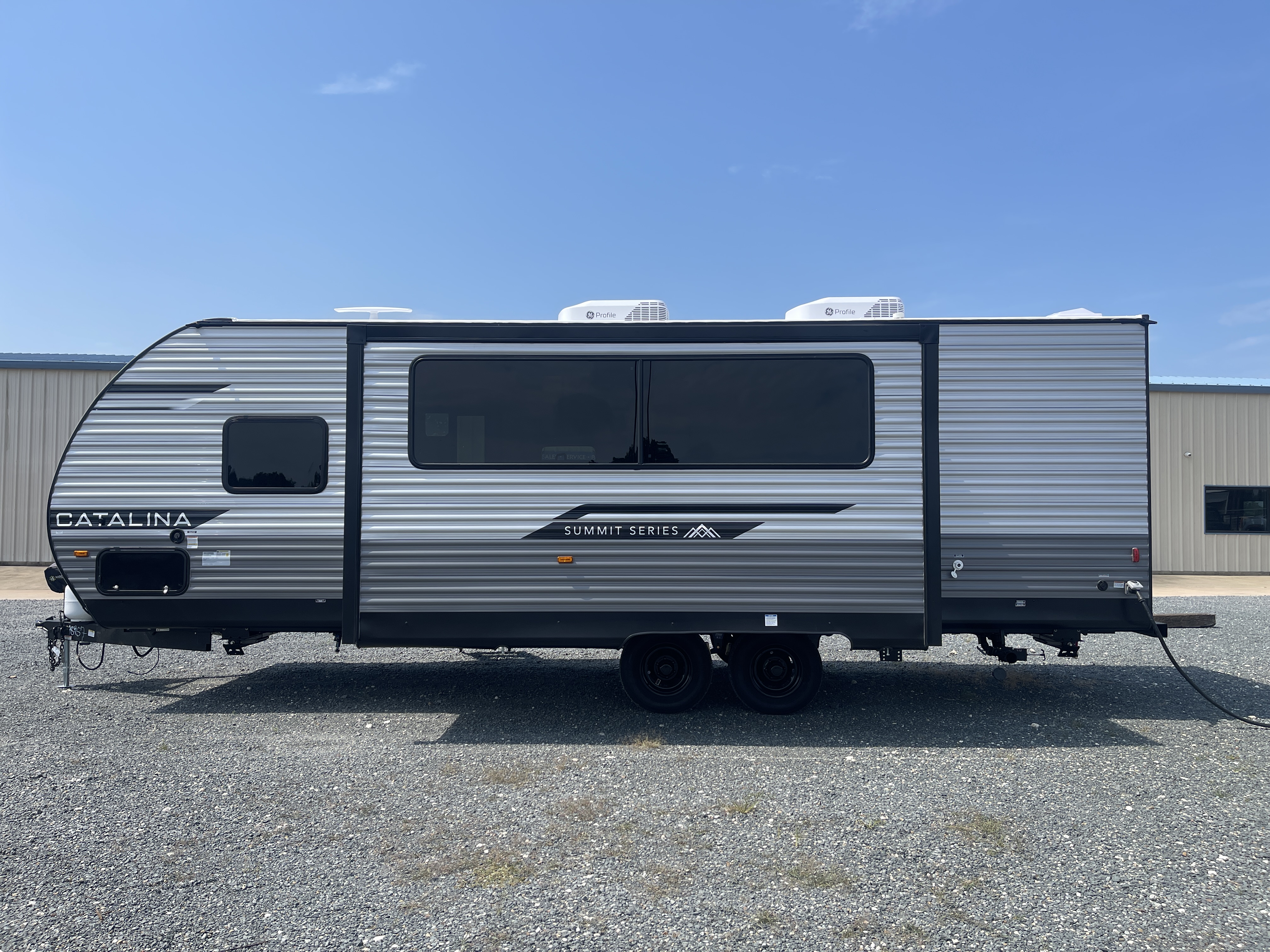2027 Coachmen Catalina Summit Series 8 261BHS - Image 4