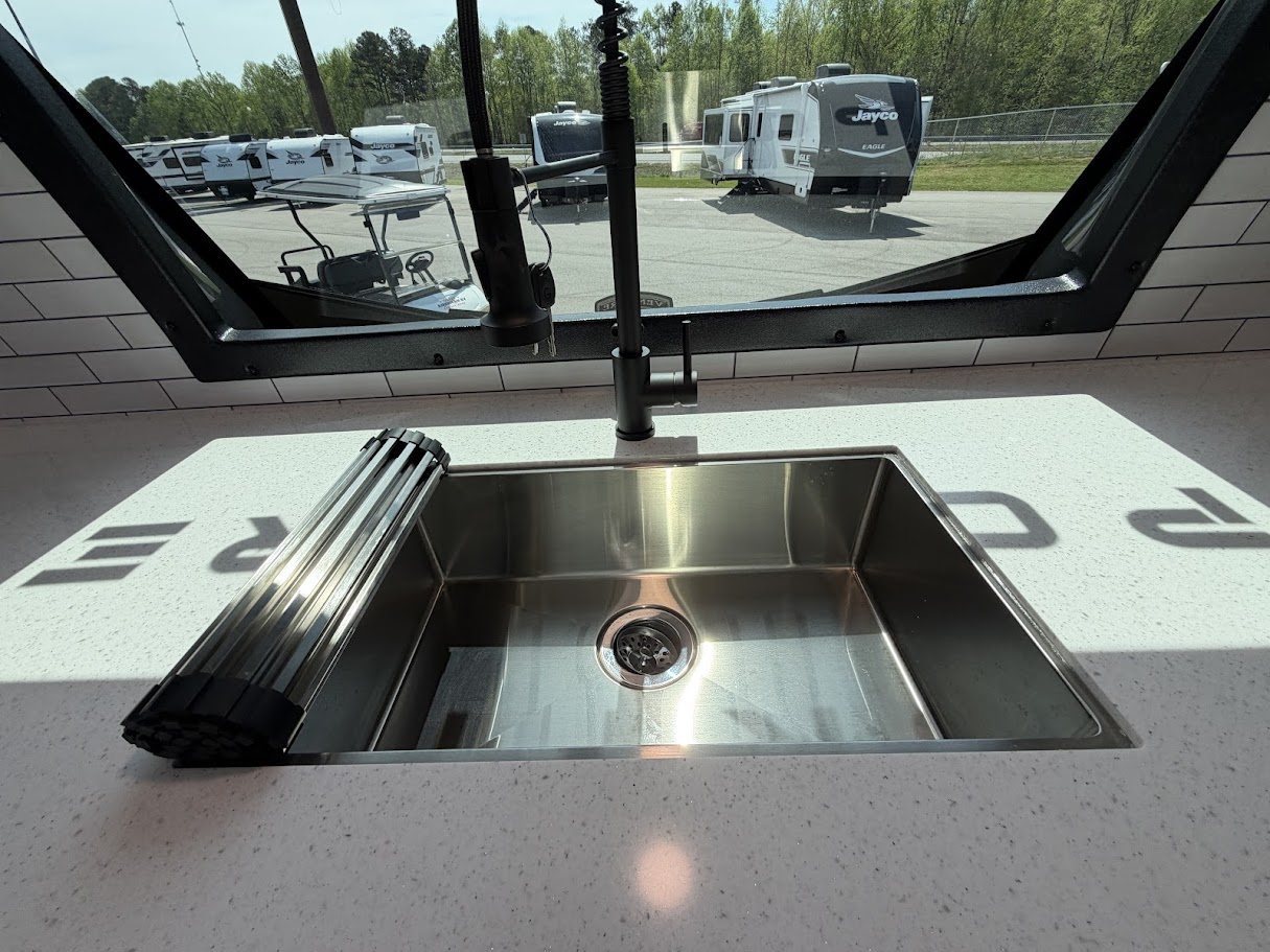 2026 VENTURE RV SPORTTREK 333VFK - Image 41