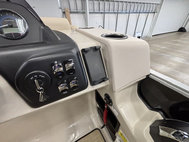 2026 HARRIS CRUISER 210 CWDH - Image 22