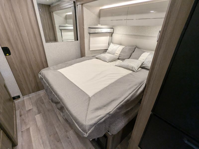 2025 Thor Motor Coach Gemini AWD 24JG - Image 22