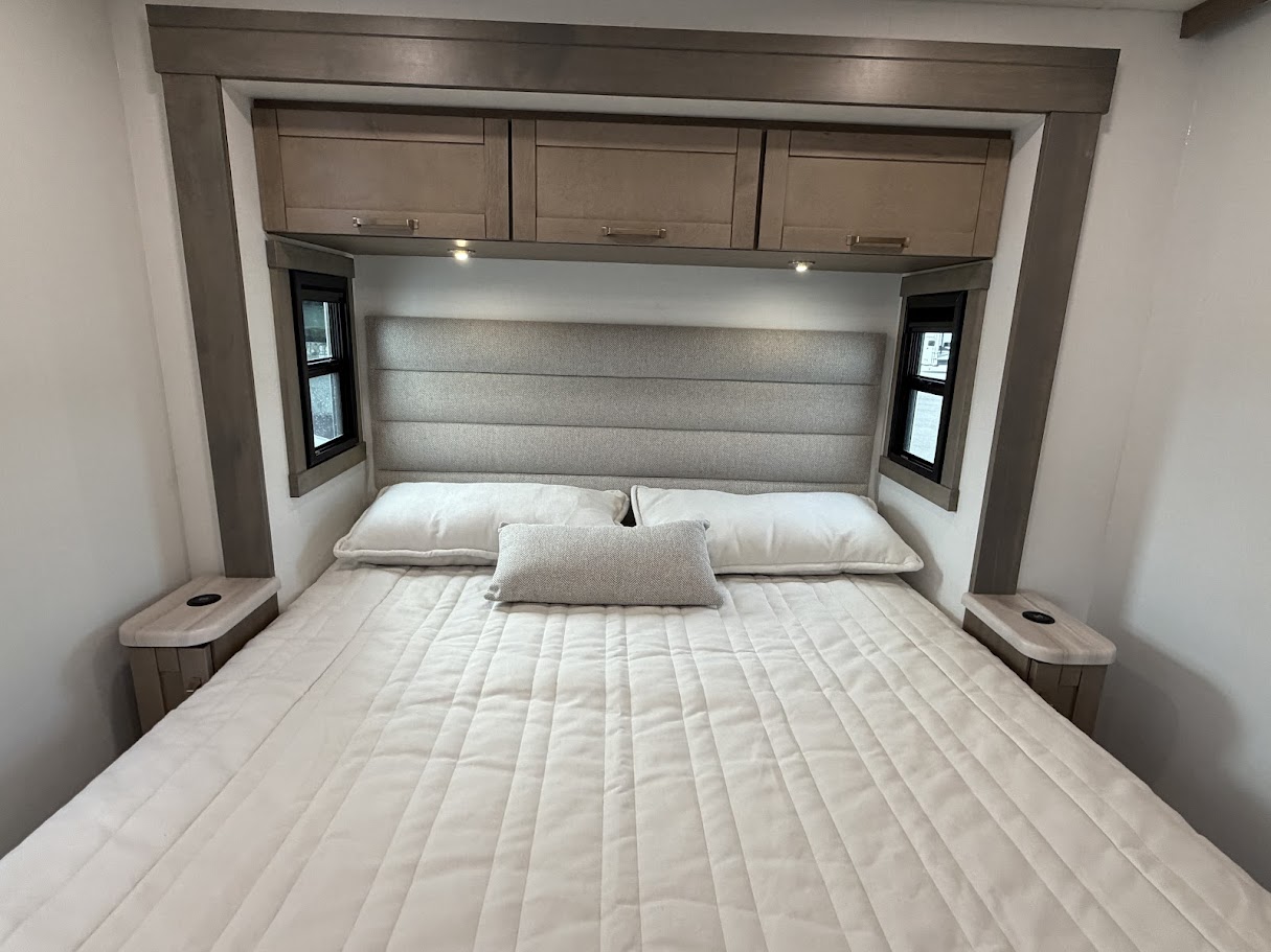 2027 JAYCO PRECEPT 36C - Image 58