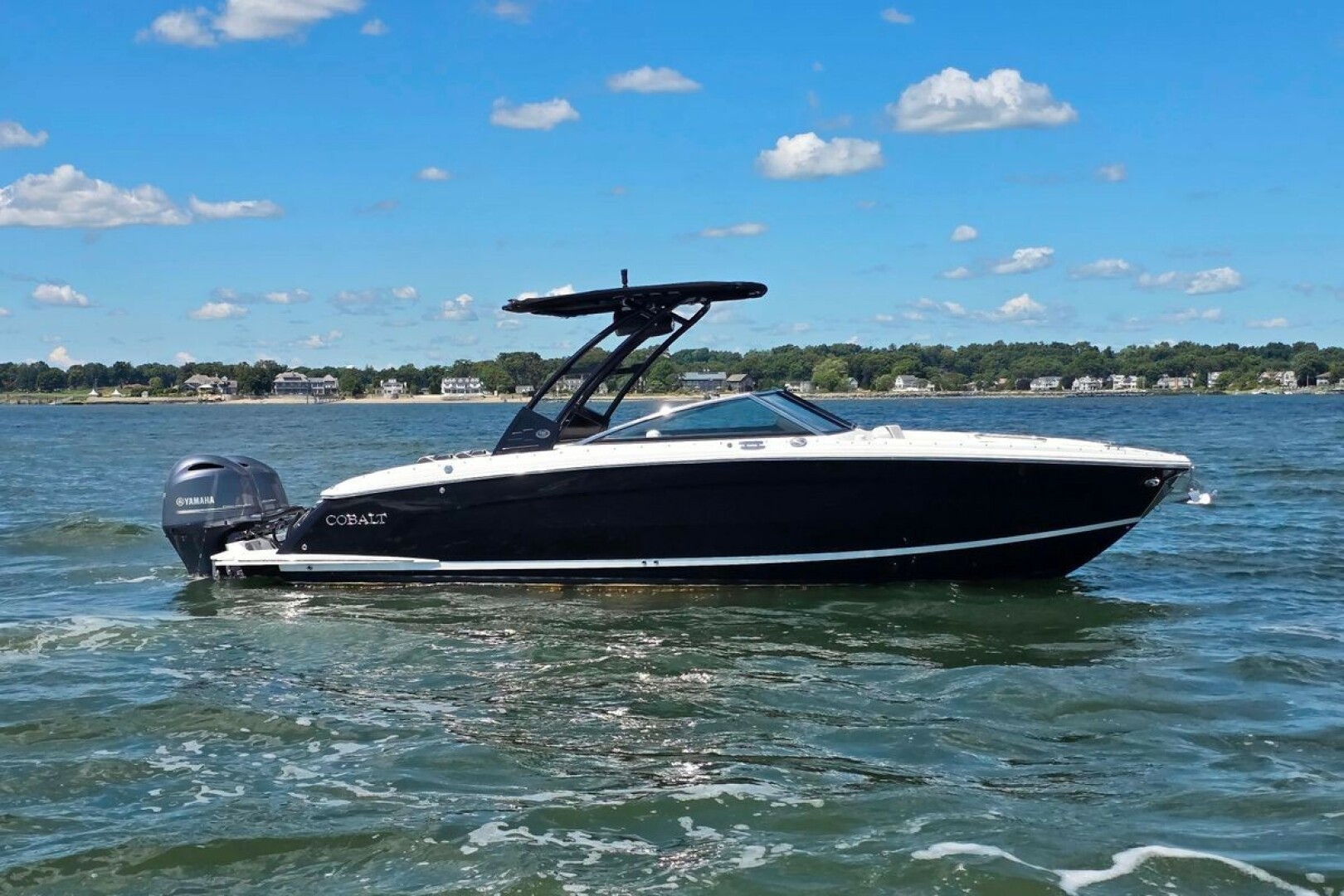 2024 Cobalt R8 SURF - Image 1