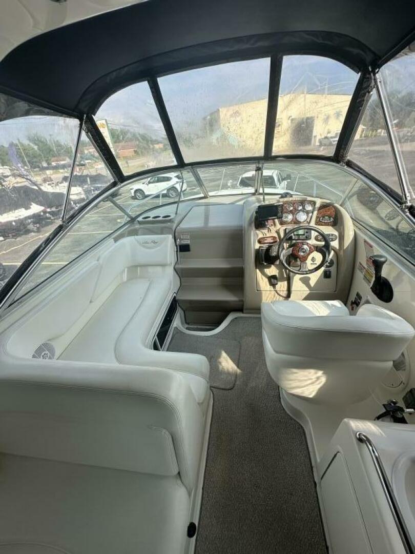 2004 Sea Ray - Image 14