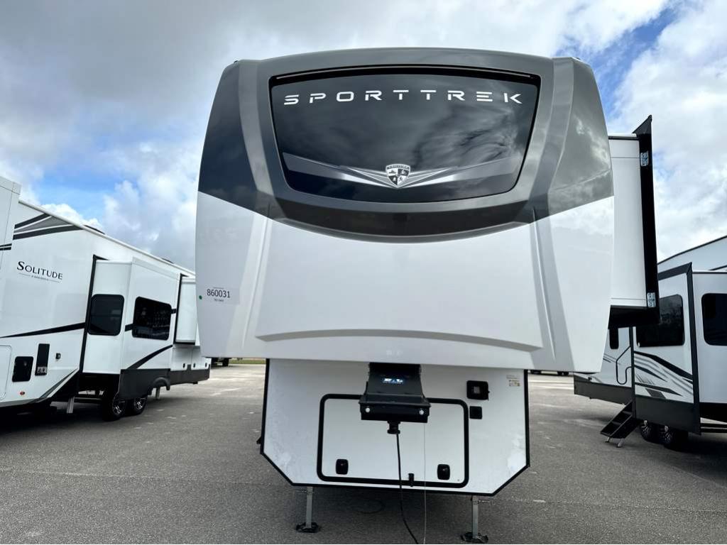 2026 VENTURE RV SPORTTREK 353VIK - Image 2