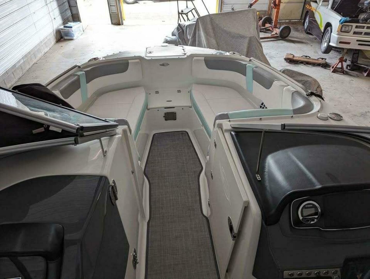 2021 Chaparral 230 SUNCOAST - Image 7