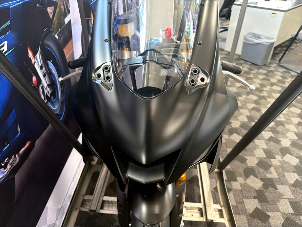 2026 Yamaha YZF-R6 Race - Image 9
