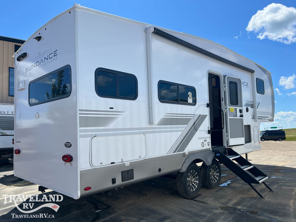 2027 HEARTLAND SUNDANCE XLT 24ML - Image 8