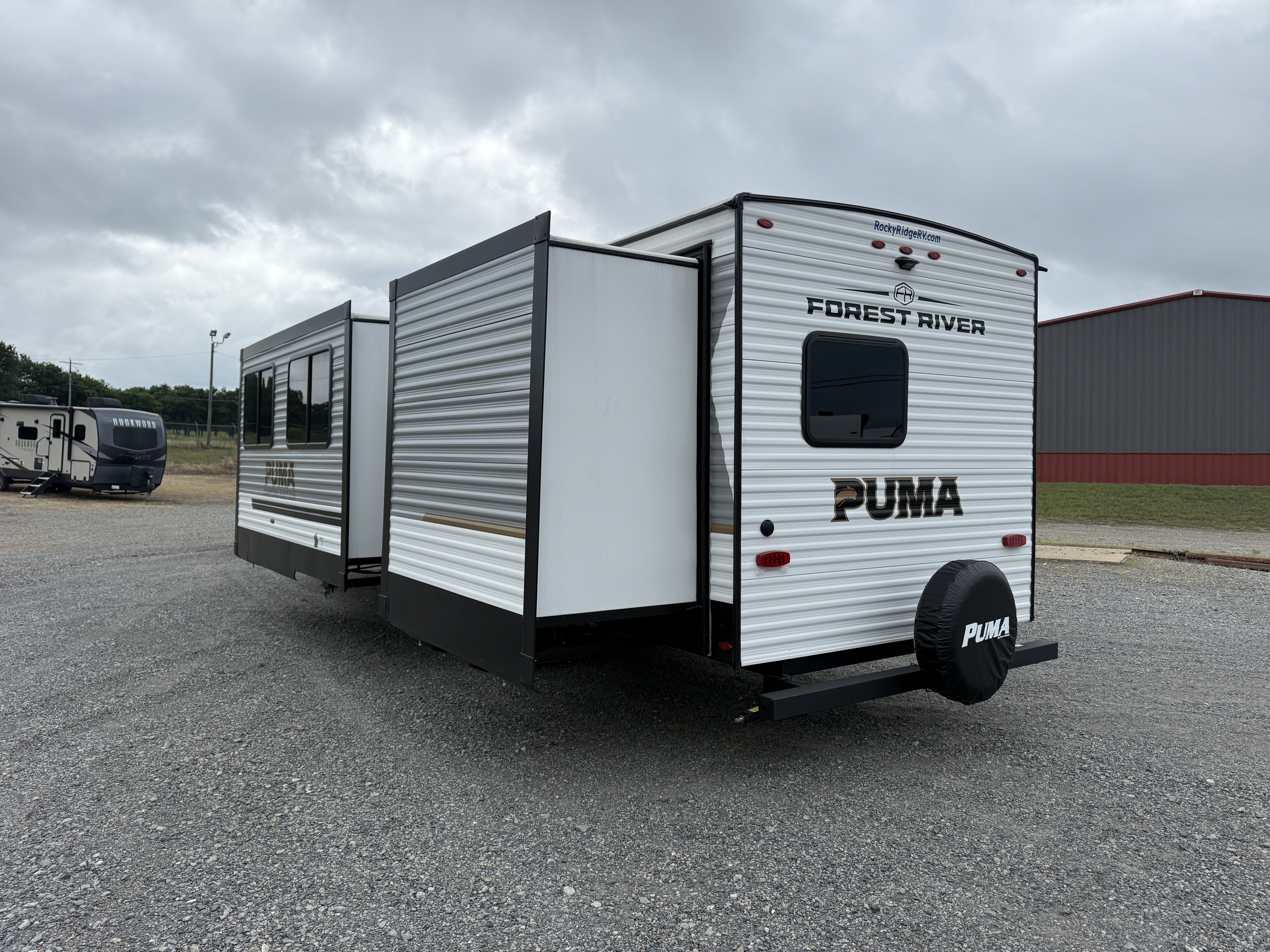 2026 Forest River Puma Camping Edition 305BHCE - Image 5