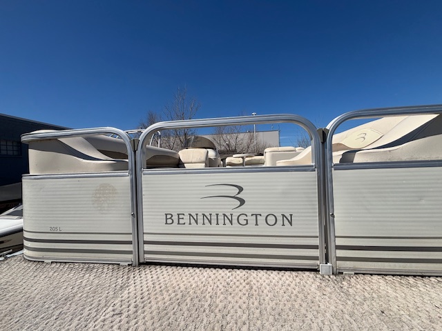 2004 BENNINGTON 205 I - Image 6