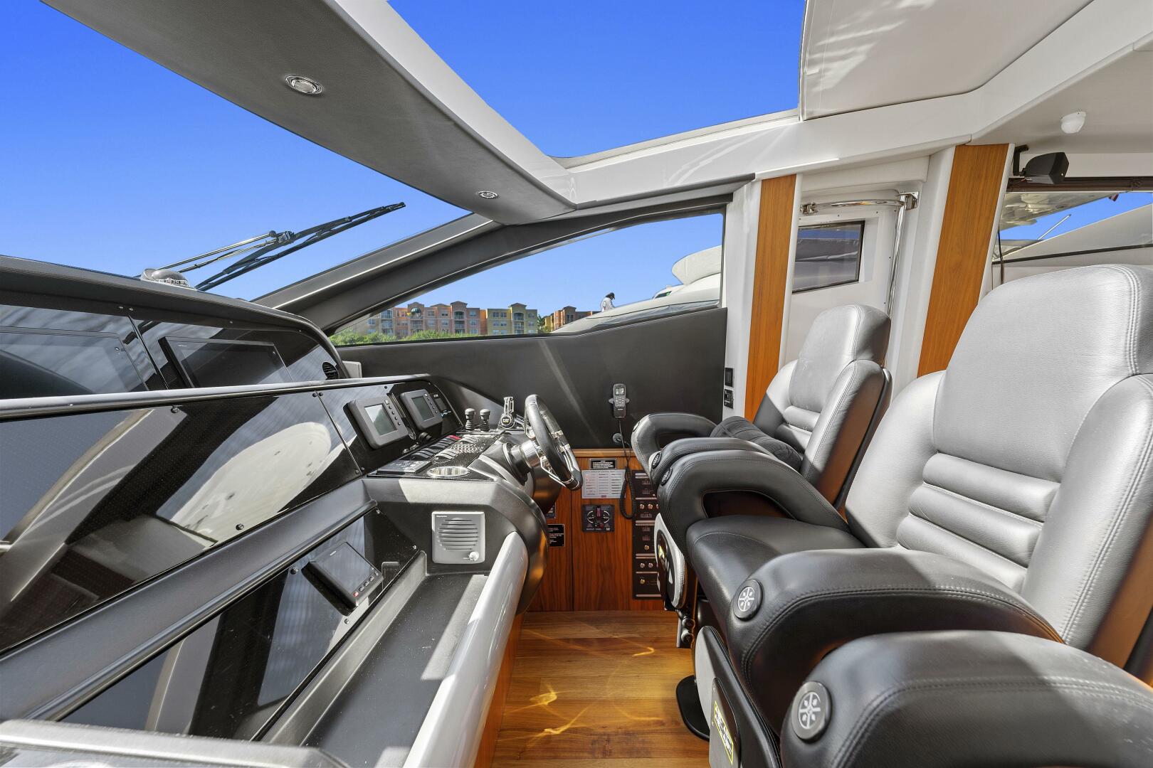 2013 Sunseeker Predator 84 - Image 19