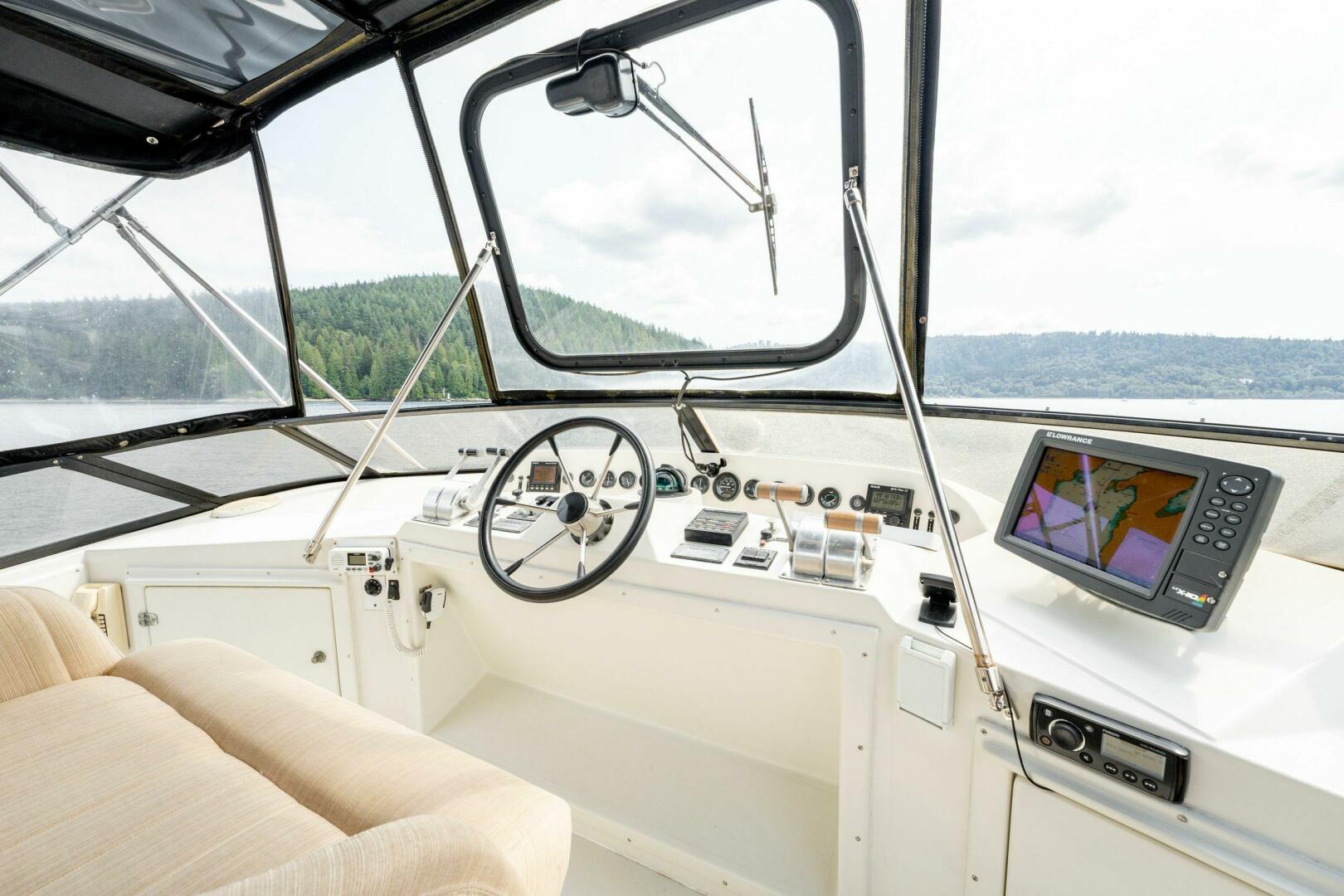 1997 Navigator Sundance 5600 - Image 52