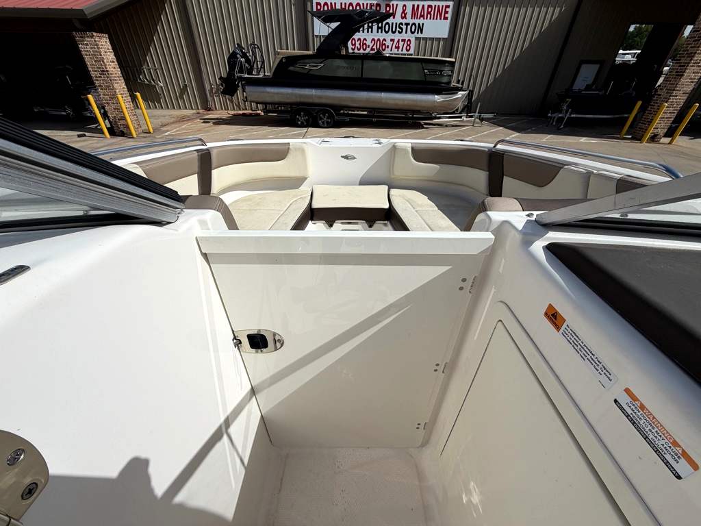 2019 CHAPARRAL 2019 SUNCOAST 230 - Image 20