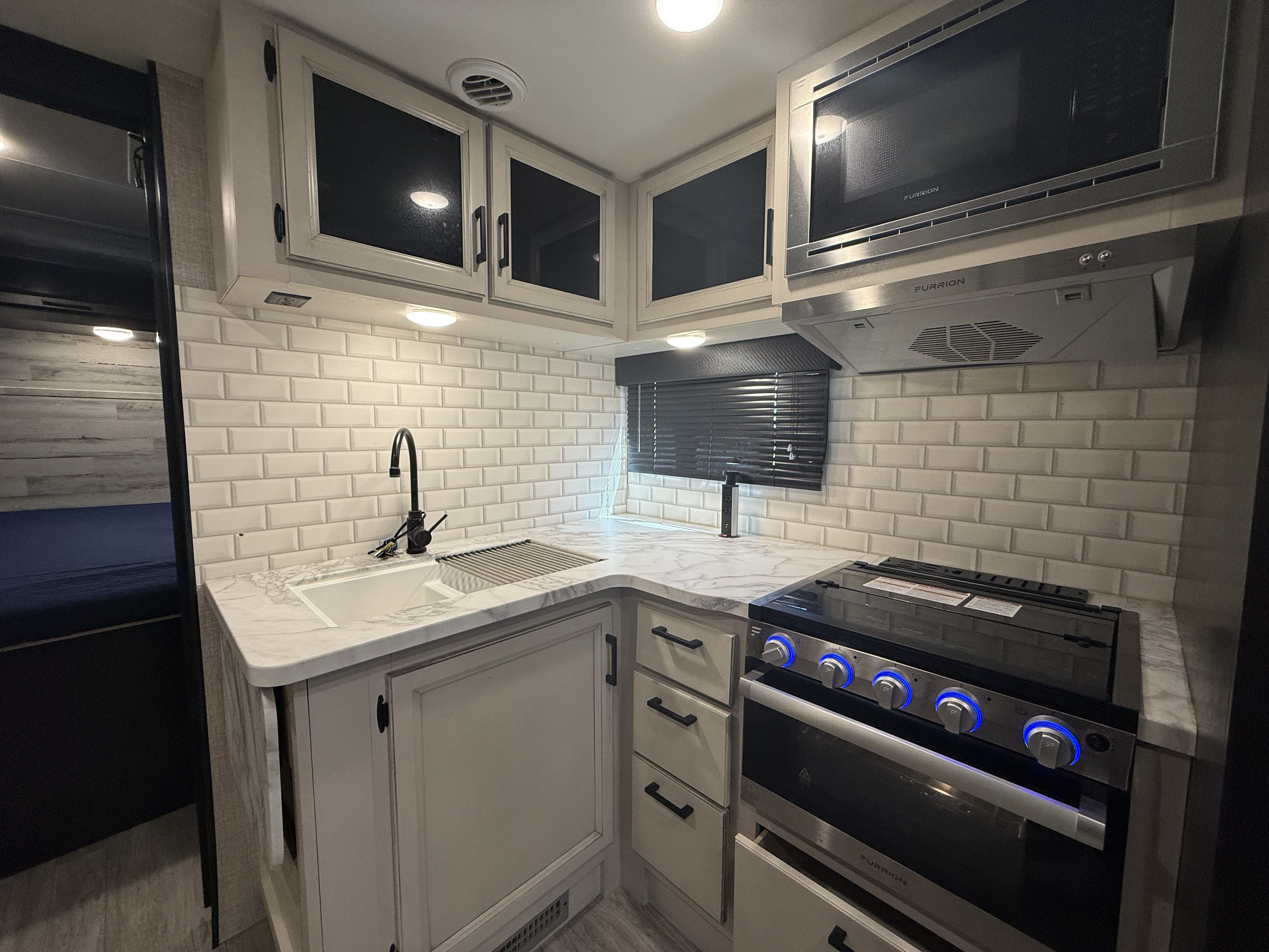 2023 Jayco Jay Feather 22RB - Image 14