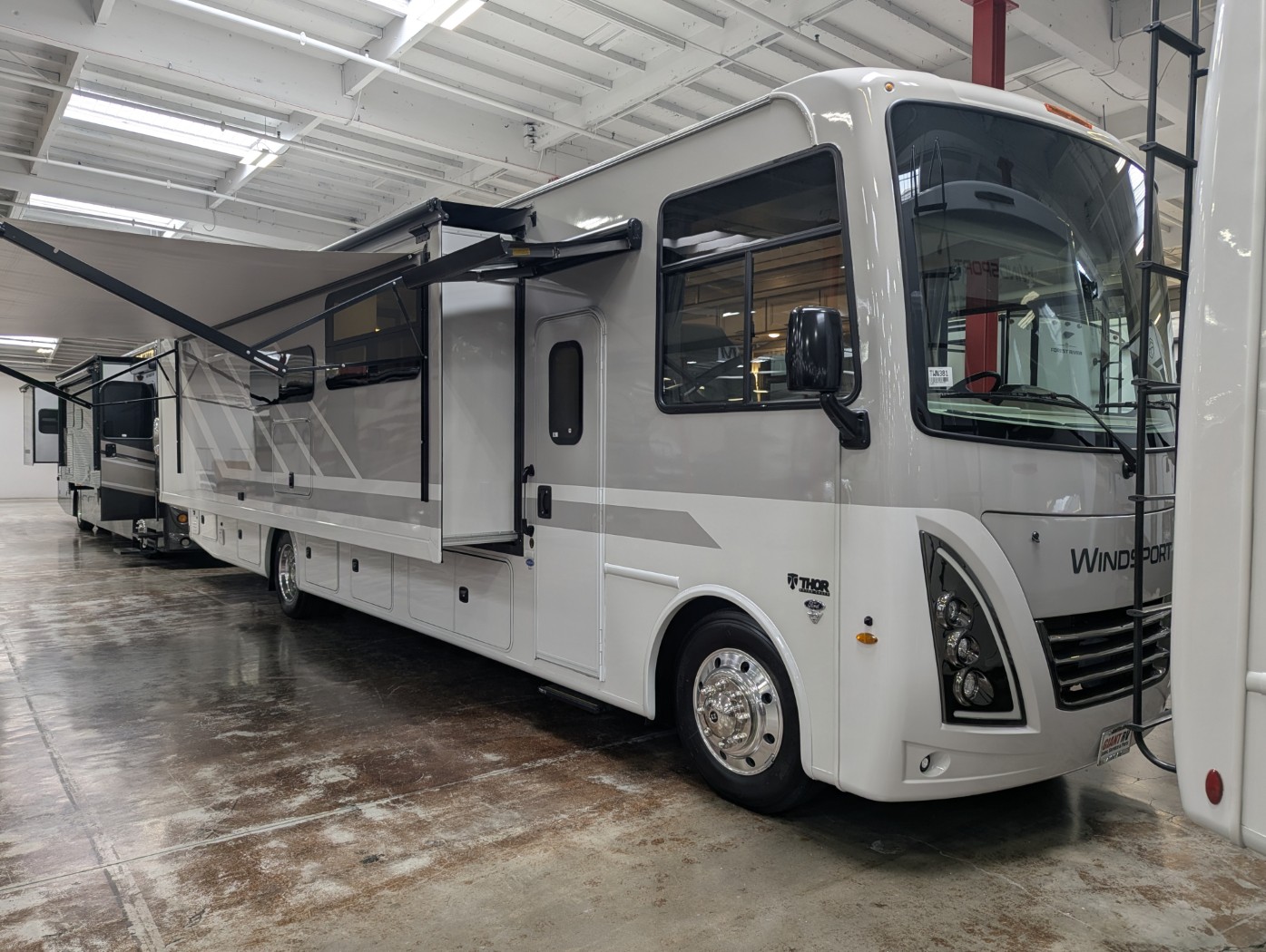 2027 Thor Motor Coach Windsport 36H - Image 1