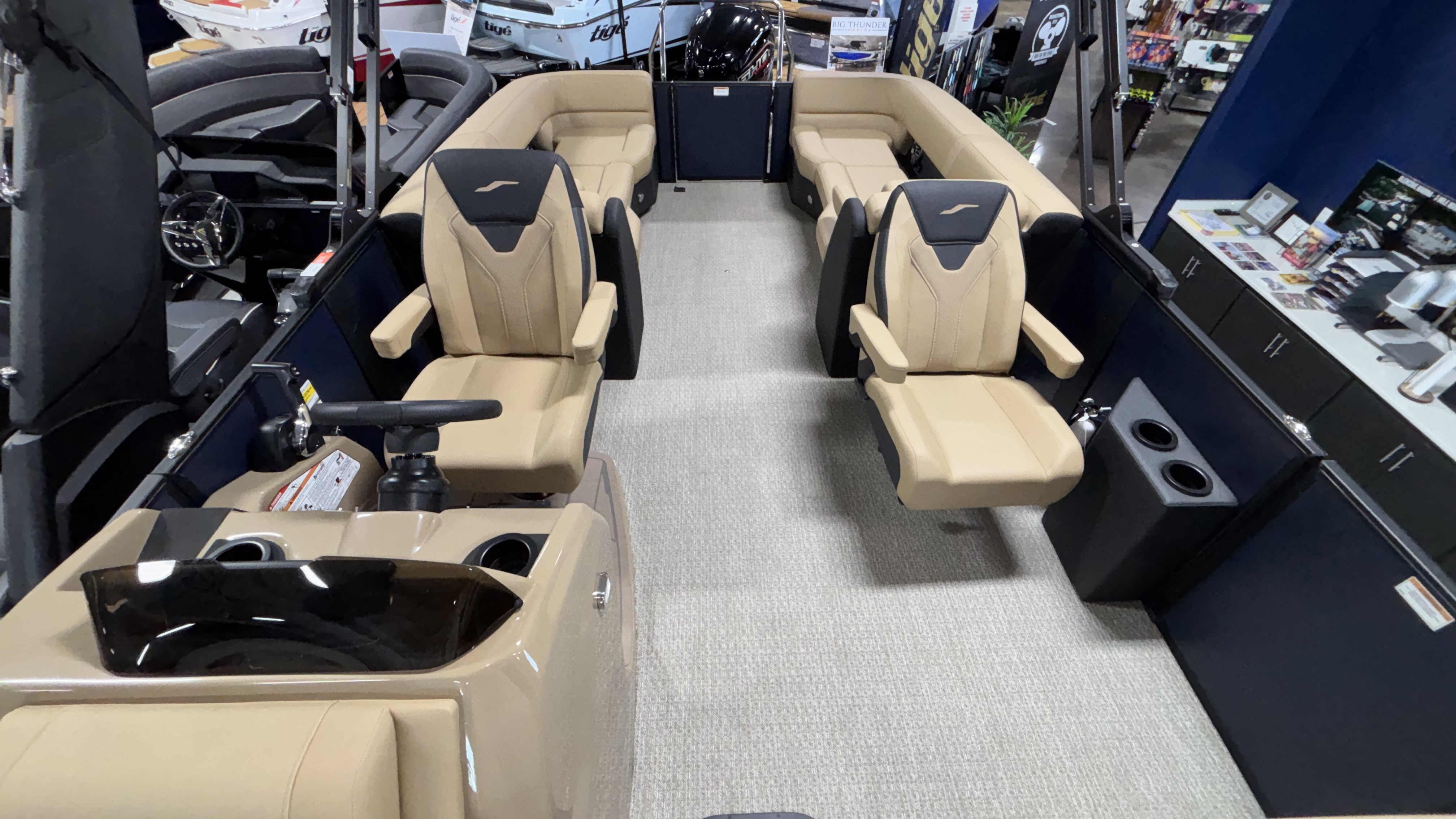 2026 Evotti 525 Quad Lounge - Image 26