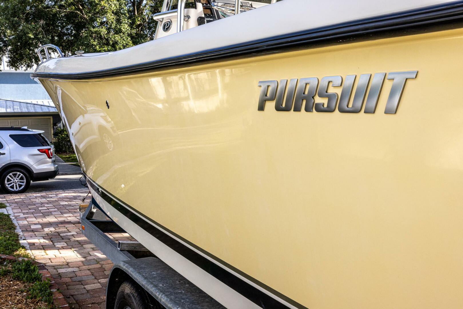 2007 Pursuit C280 - Image 4