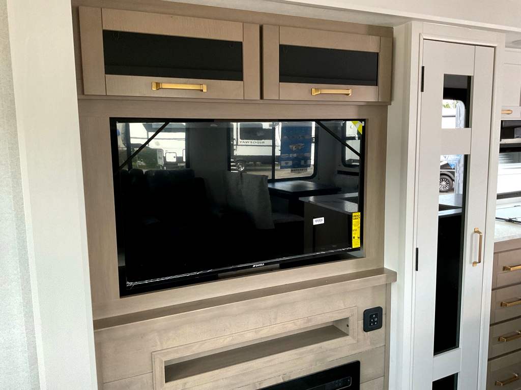 2026 JAYCO Eagle 30 RLT - Image 13