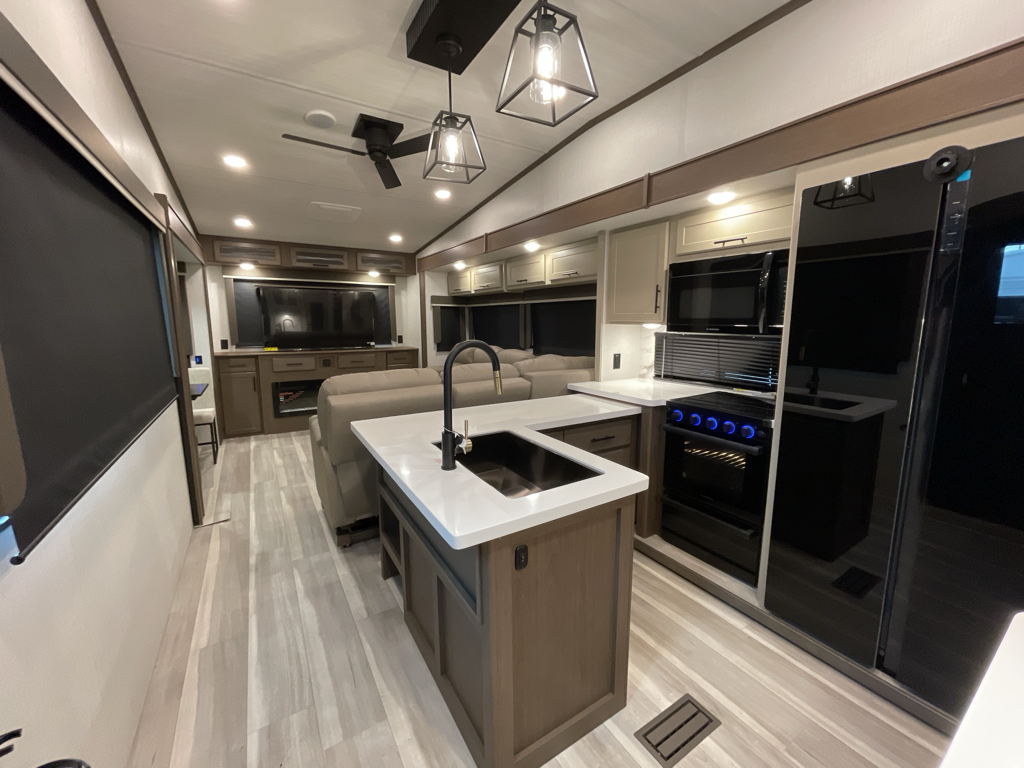 2026 Keystone Cougar 320RDS - Image 5