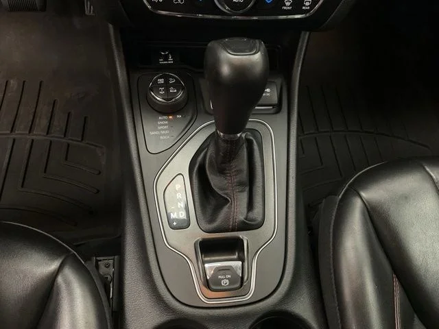 2021 Jeep Cherokee Utility 4D Trailhawk 4WD V6 - Image 18