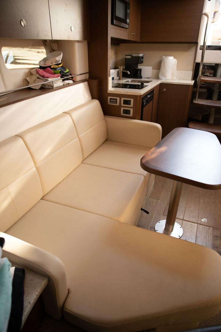 2016 Sea Ray Sundancer 350 - Image 114