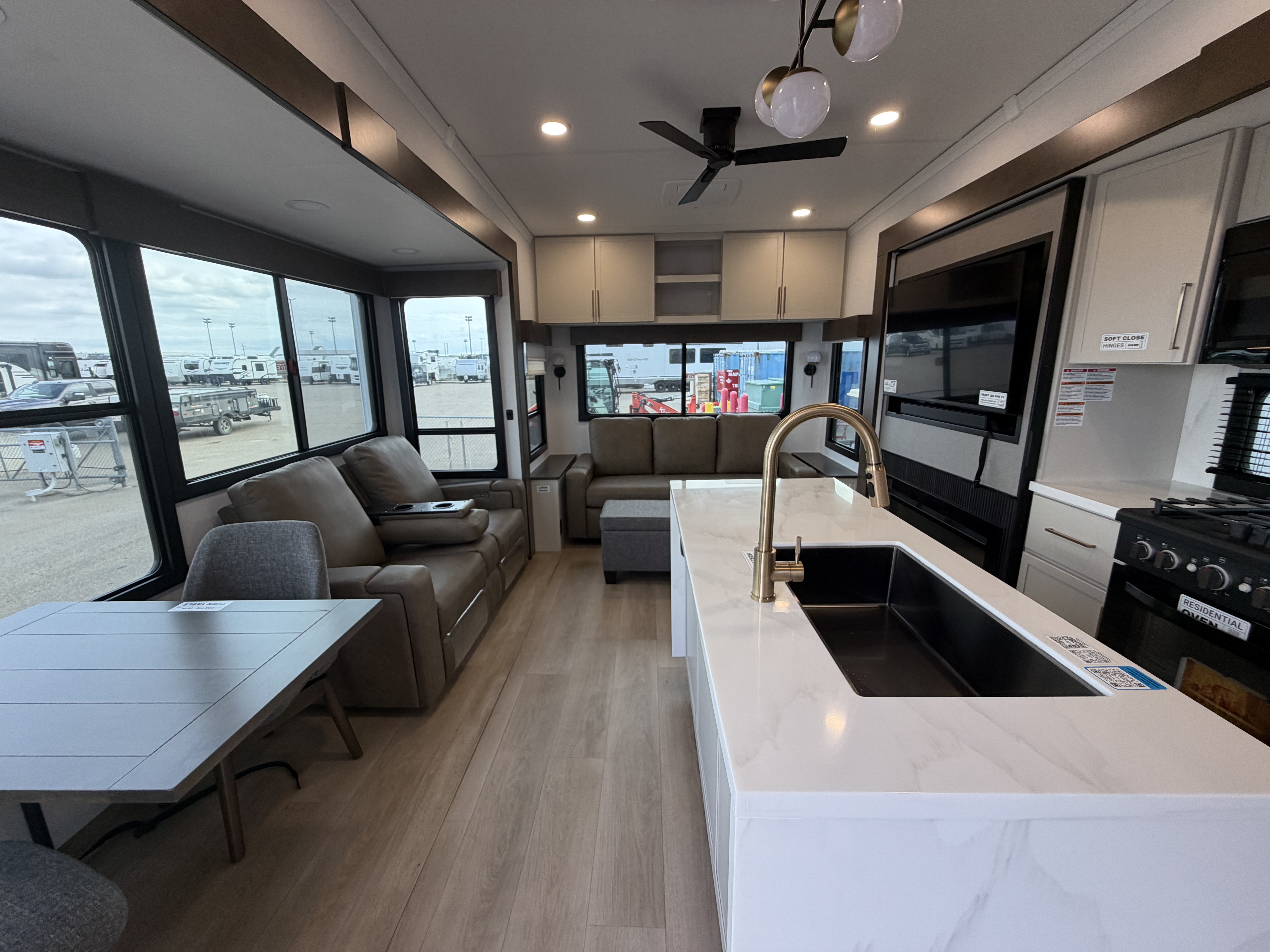 2027 Alliance RV Paradigm 310RL - Image 3