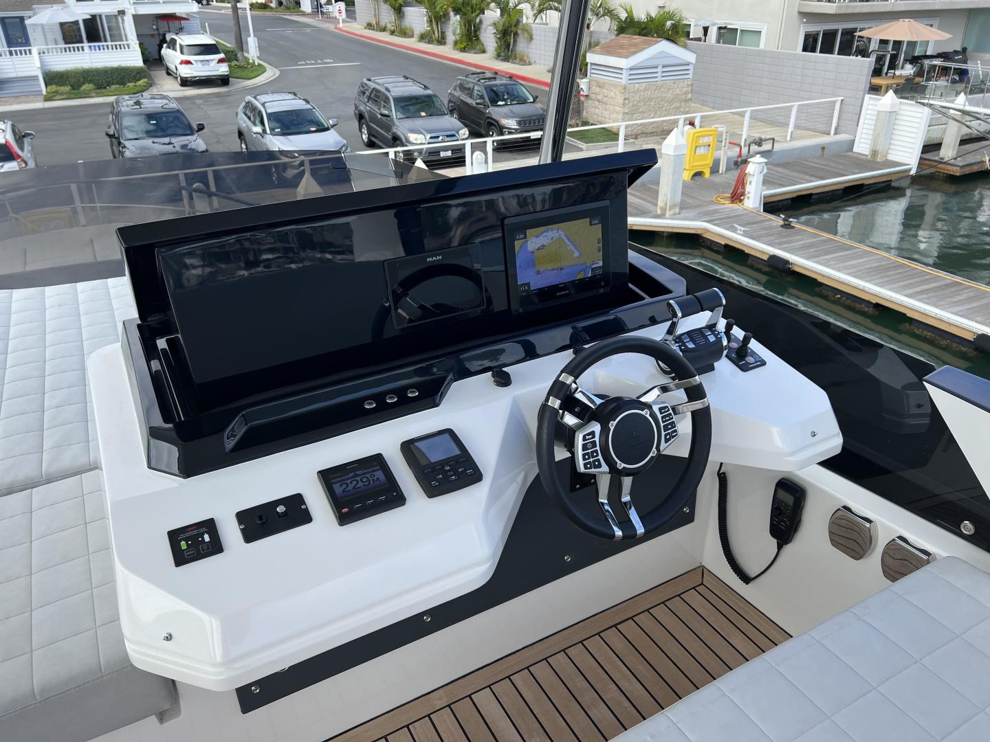 2022 Astondoa AS5 - Image 9